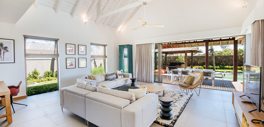 luxury villa grand gaube for sale